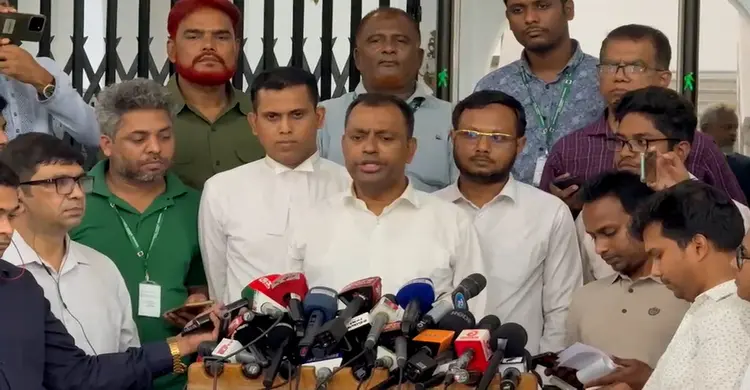 আবু সাঈদের গেঞ্জিতে কোনো গুলির চিহ্ন ছিল না: আসামী পক্ষের আইনজীবী