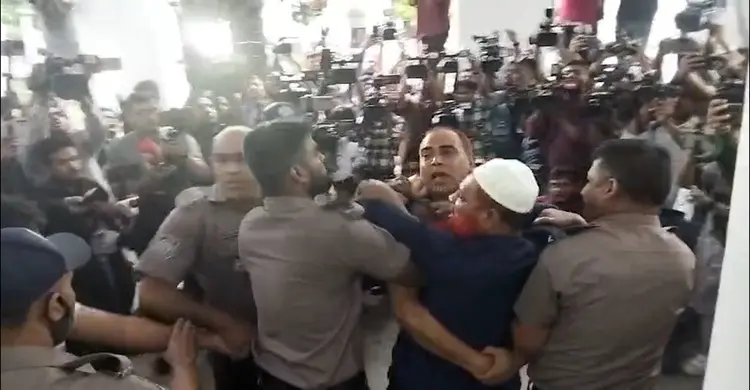 জয় বাংলা, এই রায় মানি না: আবু সাঈদ হত্যা মামলার রায়ে আসামির ক্ষোভ