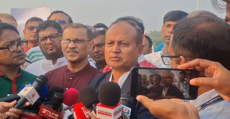 চুয়াডাঙ্গায় জিয়াউর রহমানের নাম ঘোষণা নিয়ে বিএনপি-জামায়াতের হাতাহাতি!