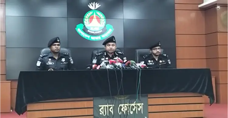 গণঅভ্যুত্থানের পর লুট হওয়া অস্ত্রের ৩২৯টি র‍্যাবের উদ্ধার