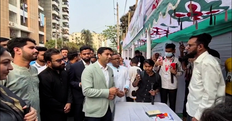 মোহাম্মদপুরের জেনেভা ক্যাম্পে শিক্ষা প্রতিমন্ত্রীর উদ্যোগে বিনামূল্যে চোখের চিকিৎসা