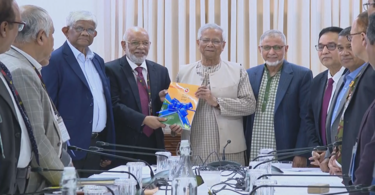 সর্বনিম্ন বেতন ২০ হাজার থেকে সর্বোচ্চ ১ লাখ ৬০ হাজার টাকা করার সুপারিশ