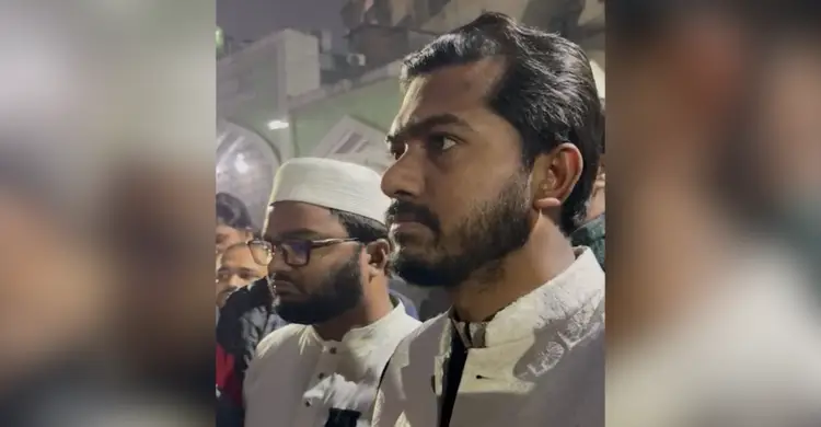 প্রথম আলো এবং ডেইলি স্টার পরিদর্শন করলেন নরুল হক নুর