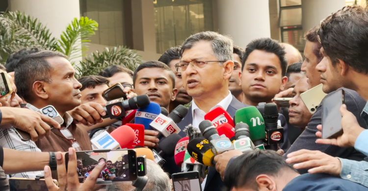 দ্রব্য মূল্য, আইনশৃঙ্খলা ও জ্বালানি সেক্টরে গুরুত্ব দিবে সরকার: স্বরাষ্ট্রমন্ত্রী