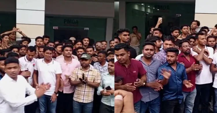 বিসিবিতে ছাত্রদলের নেতাকর্মীরা, অ্যাডহক কমিটিকে স্বাগত জানিয়ে স্লোগান