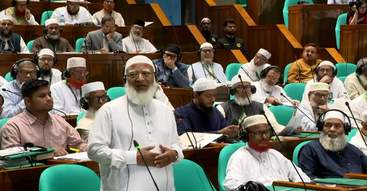 সংসদে উত্তেজনা, দুই কারণ দেখিয়ে সংসদ থেকে ওয়াকআউট করল বিরোধী দল