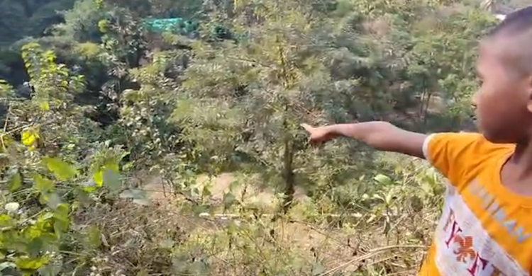 বান্দরবান থেকে উদ্ধার পুলিশের লুট হওয়া গ্যাস গ্রেনেড