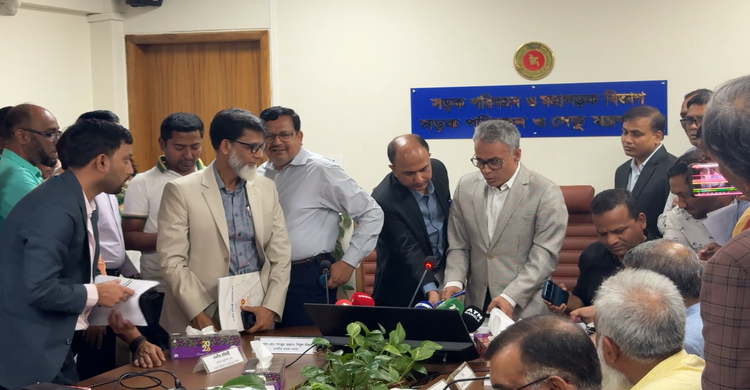 পরিবহনে জ্বালানি সংকট নিয়ে প্রশ্নে যা বললেন : সড়কমন্ত্রী