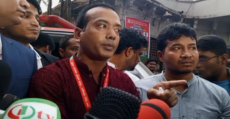 খুনি হাসিনা পাশ্ববর্তী দেশের সহায়তা দেশে ত্রাশের রাজত্ব কায়েম করতে চায়: রাকিবুল ইসলাম রাকিব