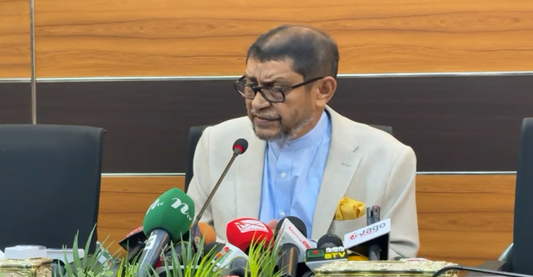 সরকারি হাসপাতালে জনবল সংকট কাটাতে ধাপে ধাপে নিয়োগ দেয়া হবে