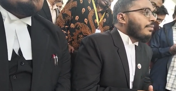 গুমের ঘটনায় শেখ হাসিনা ও ১২ সেনা কর্মকর্তার বিচার শুরুর নির্দেশ