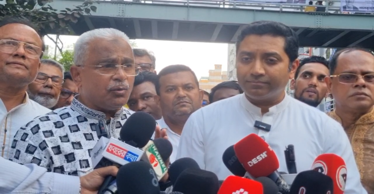 বিএনপিতে ঢিল না মারলে আলোচনায় আসা যায় না: আলাল