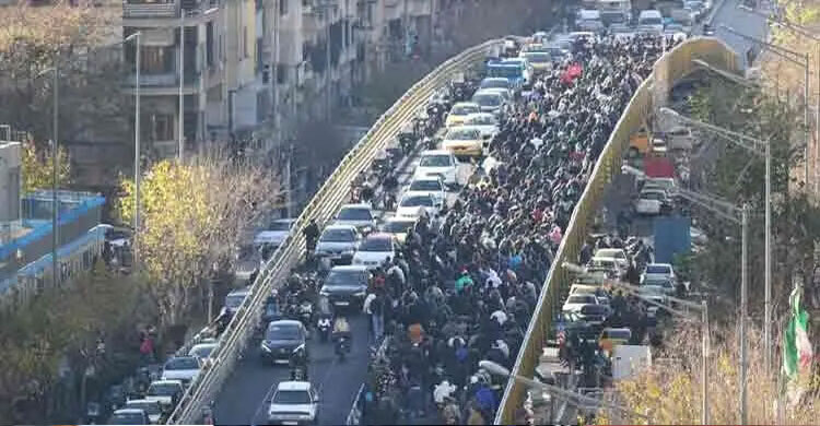 ইরানের বিক্ষোভকারীদের সমর্থন জানিয়ে যা বললো ইসরায়েল