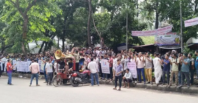 দুই বছরেও কোরিয়া যেতে পারেননি ১২ হাজার কর্মী, অটোরোস্টারের দাবি
