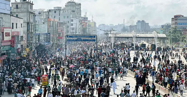 Ordinance issued granting legal immunity to uprising participants