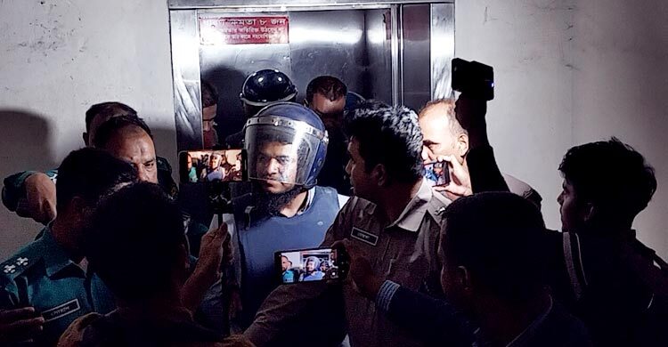 প্রথম আলো কার্যালয়ে হামলা: গ্রেফতার ১৫ জনের রিমান্ড আবেদন