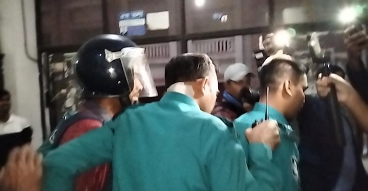 প্রথম আলো কার্যালয়ে হামলা: ১৫ জন গ্রেফতার, রিমান্ড আবেদন