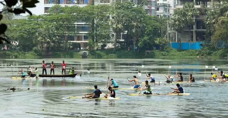 চৈত্র সংক্রান্তিতে জাবিতে ভেলা বাইচ প্রতিযোগিতা
