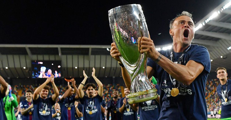 ১১ মিনিটের ঝড়ে সুপার কাপের শিরোপা জয় পিএসজির