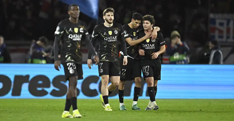 শেষ ২০ মিনিটের ঝড়ে চেলসিকে উড়িয়ে দিল পিএসজি