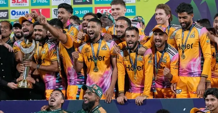 নাহিদদের সামনে দাঁড়াতেই পারেনি হায়দরাবাদ, চ্যাম্পিয়ন পেশোয়ার   