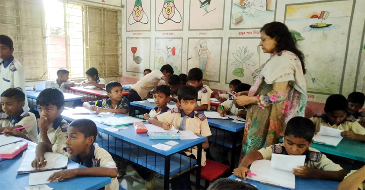 প্রাথমিকে শিক্ষক নিয়োগে নারী কোটা বাদ, থাকছে না পোষ্যও