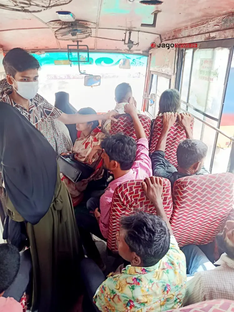 ঢাকার বাস