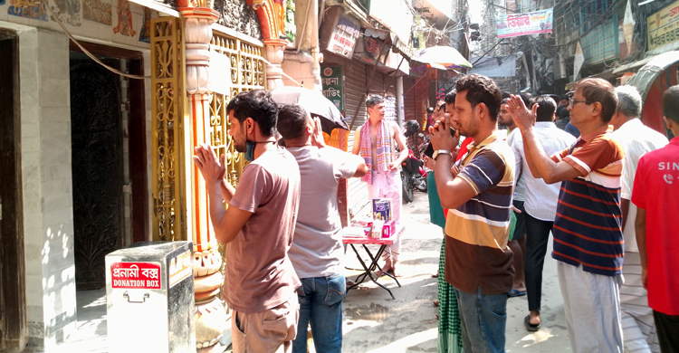 আজ মহালয়া, শাঁখারী বাজারে উৎসবের লগ্ন শুরু