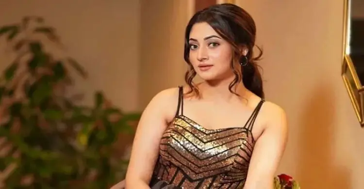 যুক্তরাষ্ট্র প্রবাসীর সঙ্গে পূজা চেরির বাগদানের গুঞ্জন