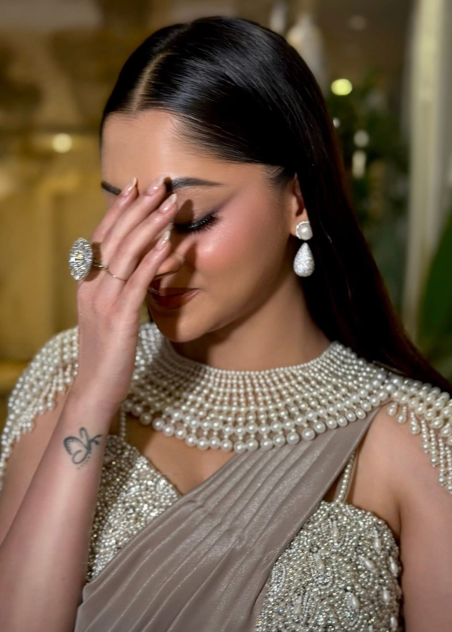 নজরকাড়া পূজা চেরীর নতুন লুক