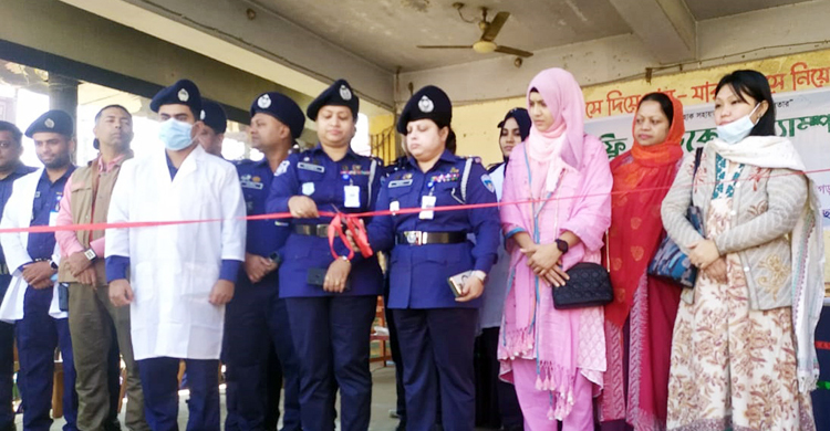 খাগড়াছড়িতে পুনাকের বিনামূল্যে চিকিৎসা সেবা