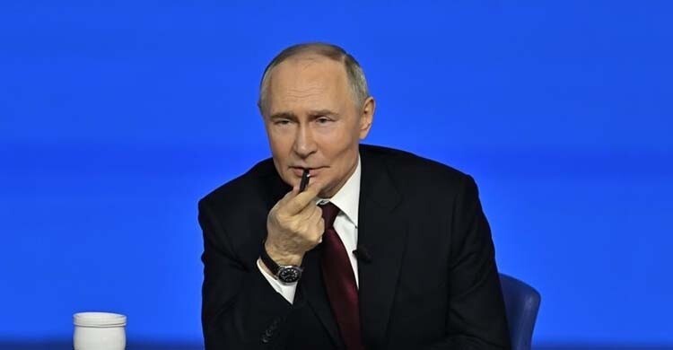 নারী দিবসে ‘টেলিগ্রাম’ অ্যাপের ঝুঁকি নিয়ে সেনাদের পরামর্শ দিলেন পুতিন