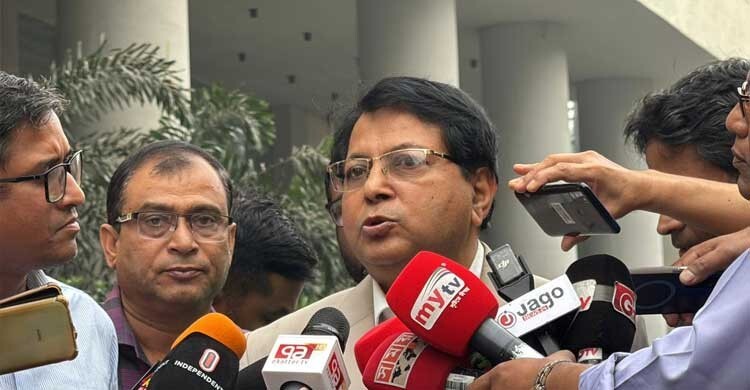 প্রধানমন্ত্রী ঢাকার গণপরিবহন ব্যবস্থা সুশৃঙ্খল করতে চান: শামসুল হক