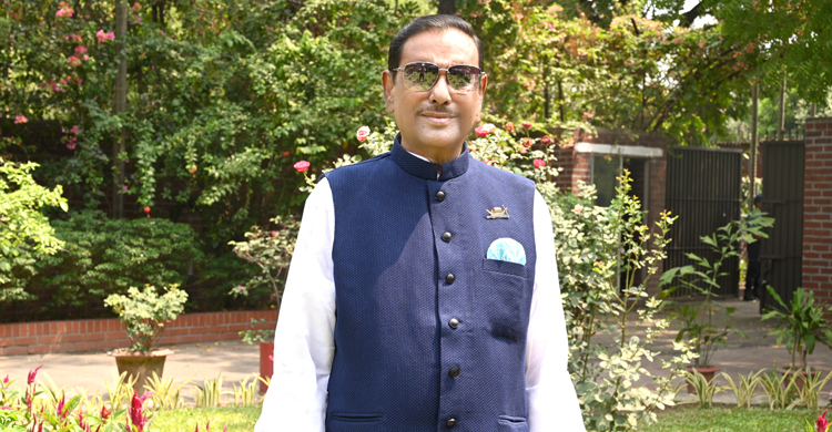 সাম্প্রদায়িক অপশক্তি এখনো বাংলাদেশকে আঘাতে আঘাতে জর্জরিত করছে