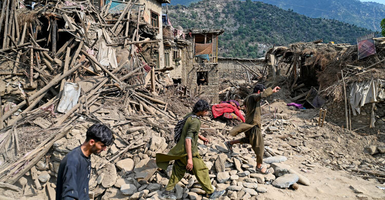 Powerful quake aftershocks cause more injuries in Afghanistan