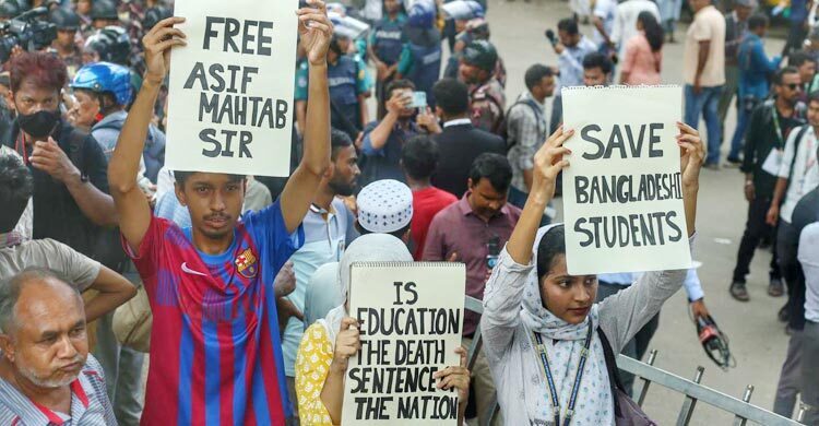 March for Justice: Protesters rally at Supreme Court