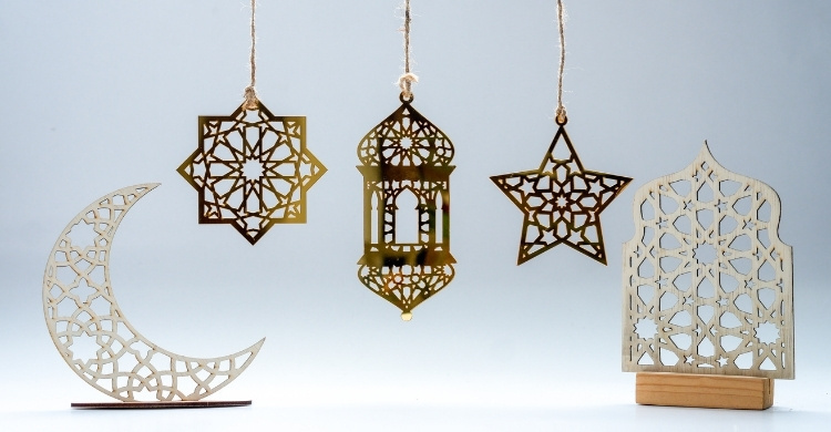 প্রাচুর্যের প্রতিযোগিতা পথভ্রষ্টতার কারণ