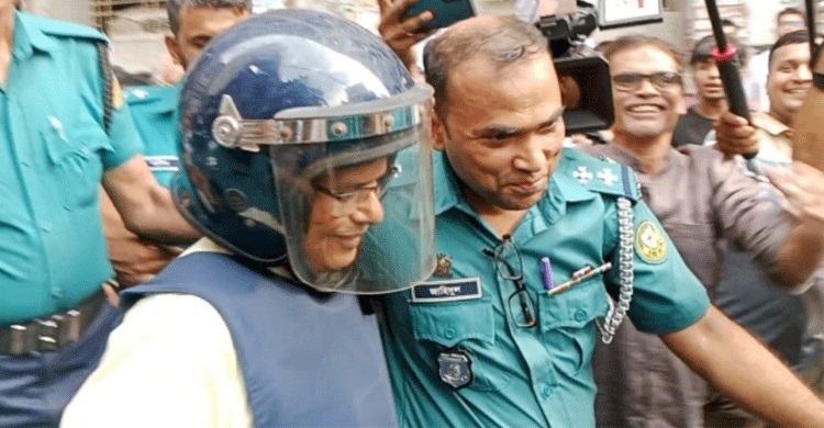 সন্ত্রাসবিরোধী মামলায় কারাগারে সাবেক সচিব শহীদ খান