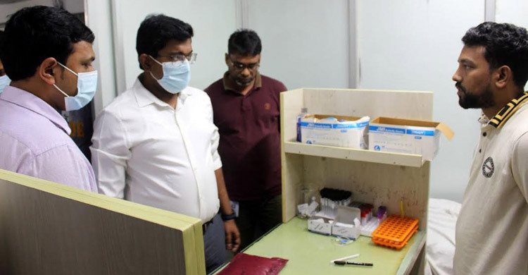 অস্বাস্থ্যকর পরিবেশে স্বাস্থ্যসেবা, দুই প্রতিষ্ঠানকে জরিমানা