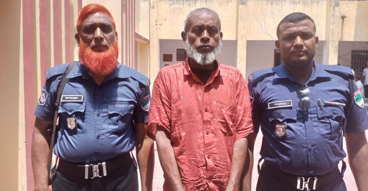 হোমিও চিকিৎসার আড়ালে মাদক ব্যবসা