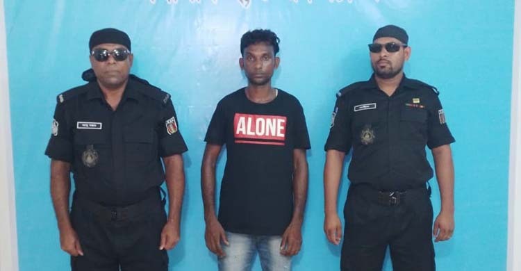 অপ্রাপ্ত বয়স্ক ভারতীয় মেয়েকে ফুসলিয়ে বাংলাদেশে নিয়ে আসা যুবক আটক