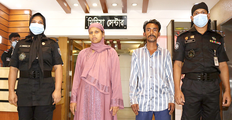 টাকা না পেয়ে ৩ জনকে গলা কেটে হত্যা করেন সাগর-ইশিতা