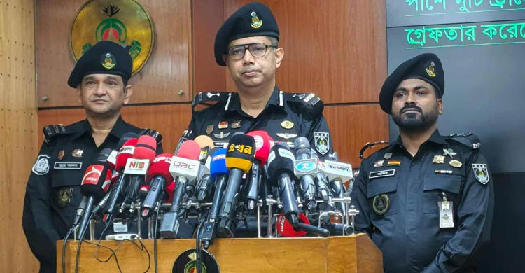 আশরাফুলকে প্রেমের ফাঁদে ফেলে ১০ লাখ টাকা আদায়ের চেষ্টা