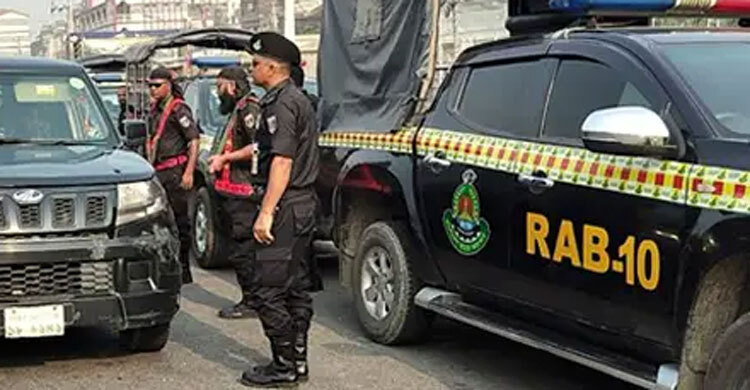 রাজধানীর পল্টন এলাকা থেকে ৬ ভুয়া র‍্যাব গ্রেফতার
