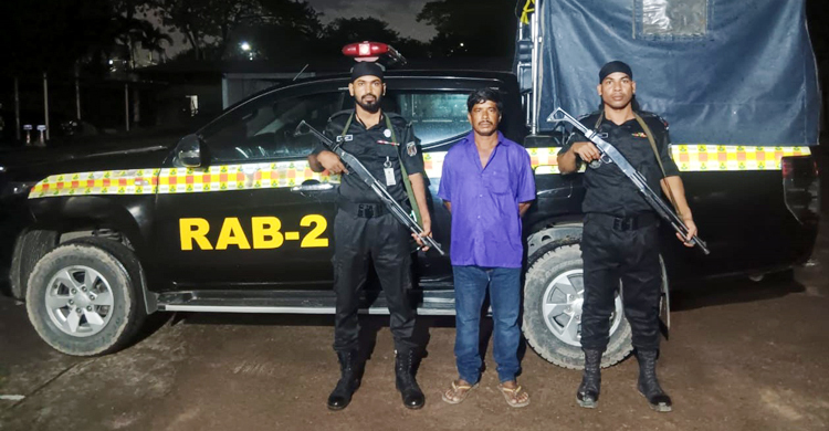 আওয়ামী লীগ নেতাকে কুপিয়ে হত্যা: ৪৮ ঘণ্টার মধ্যে আসামি ধরলো র‌্যাব