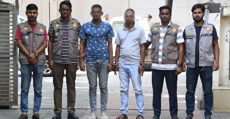 র্যাবের হাতে গ্রেফতাররা জড়িত নন, নতুন দুজন গ্রেফতার: ডিবি