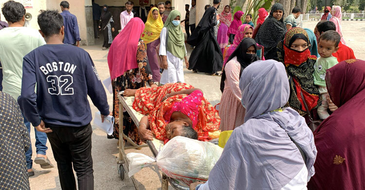 রামেকে দ্বিতীয় দিনের মতো চলছে ইন্টার্ন চিকিৎসকদের কর্মবিরতি