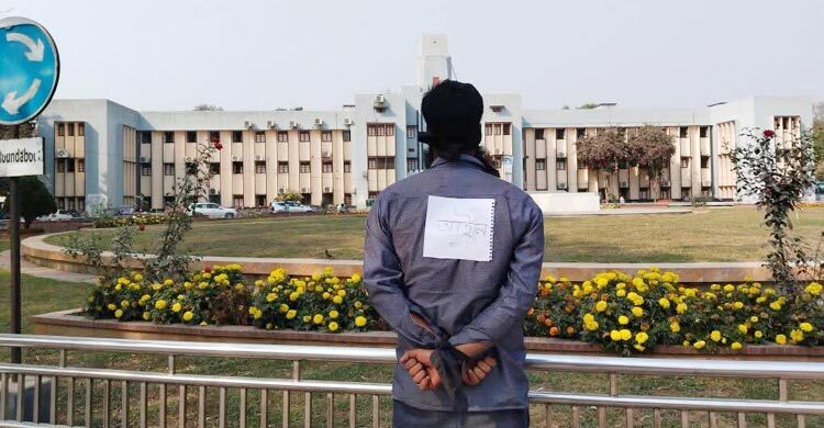 ধর্ষকের শাস্তি মৃত্যুদণ্ডসহ তিন দফা দাবিতে আমরণ অনশন