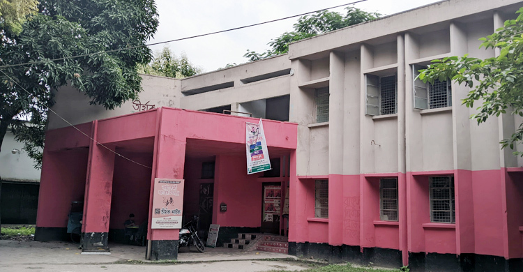 রাকসু নির্বাচনে দ্বিতীয় দিনে মনোনয়ন নিলেন ১০ প্রার্থী