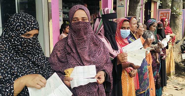 গ্রাহকদের জমা করা ৬ কোটি টাকা নিয়ে উধাও মাল্টিপারপাস মালিক